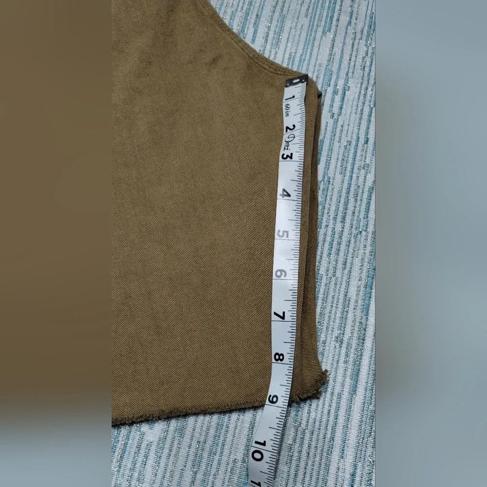 Banana Relublic Men's Shorts Mid Rise Cotton Size (42)